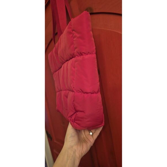 NWOT Jean Paul Gaultier Vibrant Red Travel Puffer Tote With Handle Gold Trim New - Picture 5 of 9